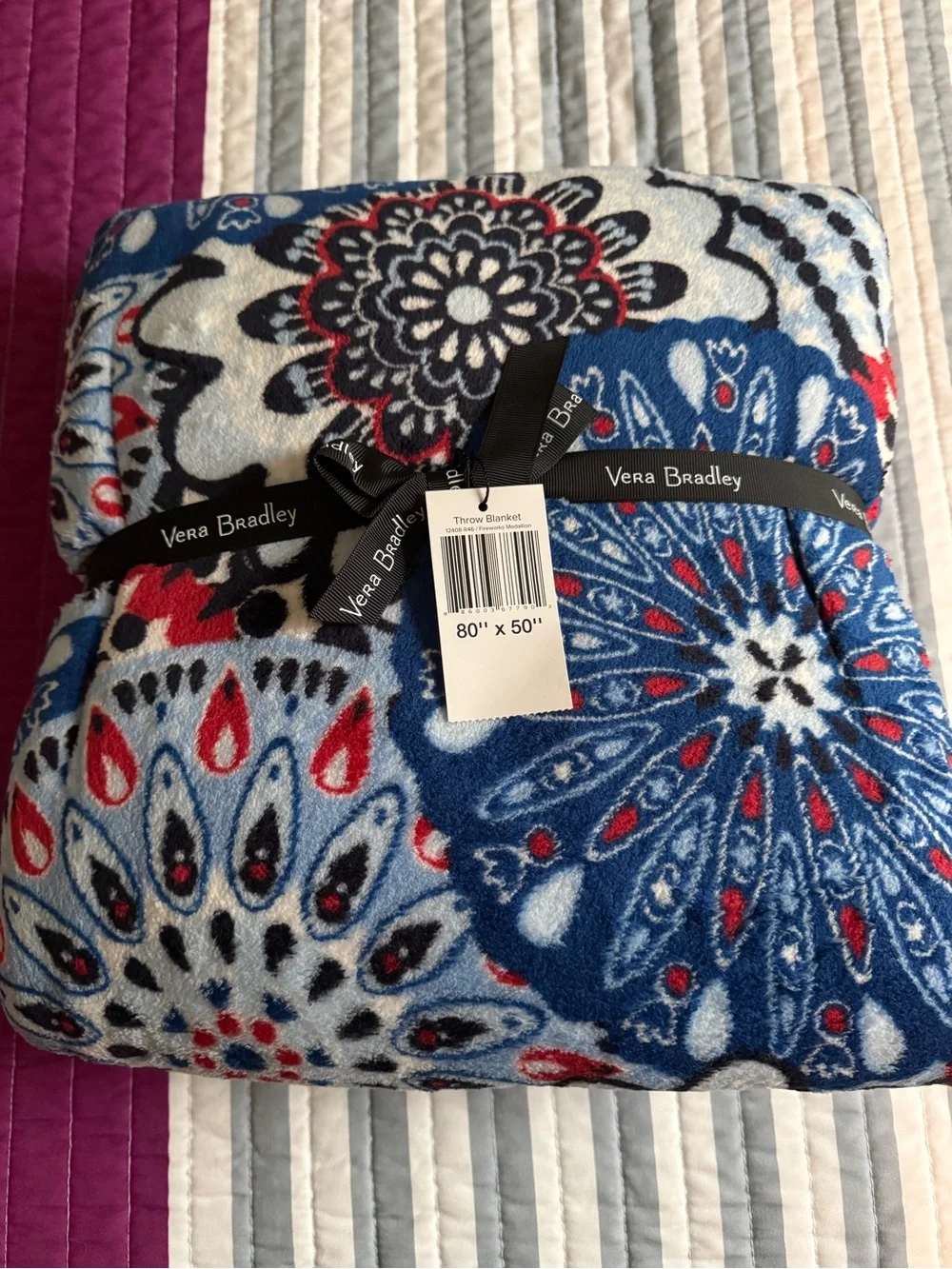 Vera Bradley Fireworks  Medallion Throw Blanket